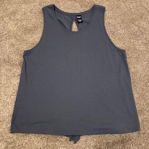 VICTORIA SPORT keyhole open back tank size L
